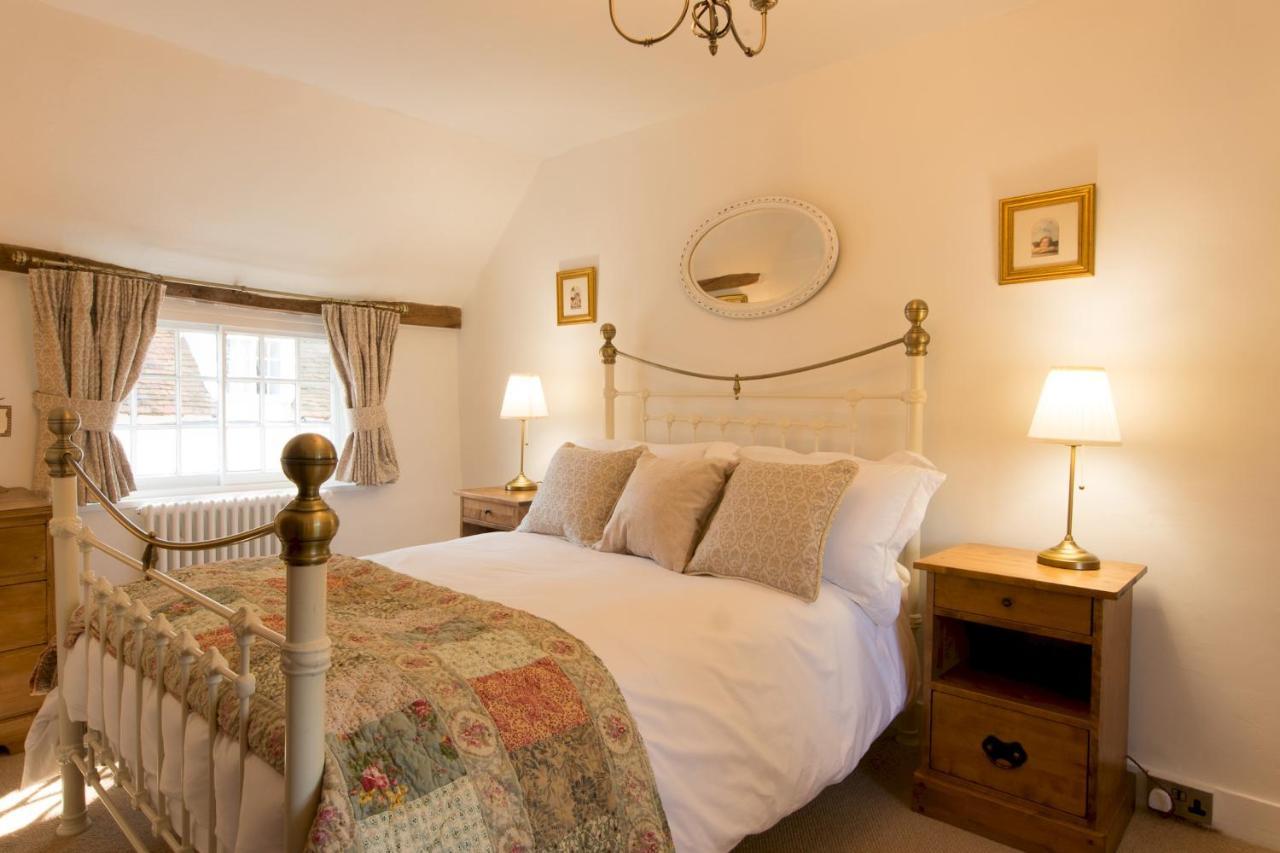 Miller Cottage A Luxury 1550'S Cottage In The Historic Centre Of Saffron Walden Eksteriør billede